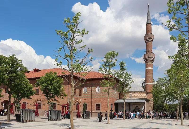 A mesquita Hacı Bayram em Ancara — um local sagrado e um türbe do século XV