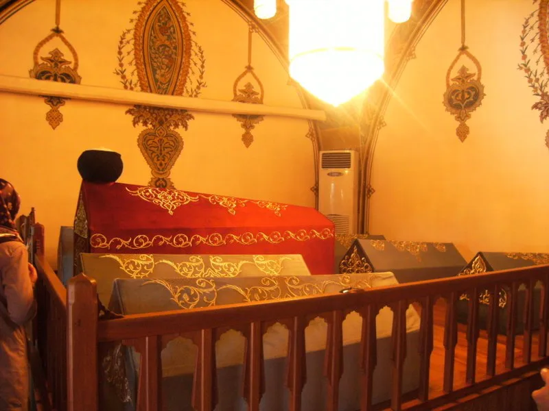 A mesquita Hacı Bayram em Ancara — um local sagrado e um türbe do século XV