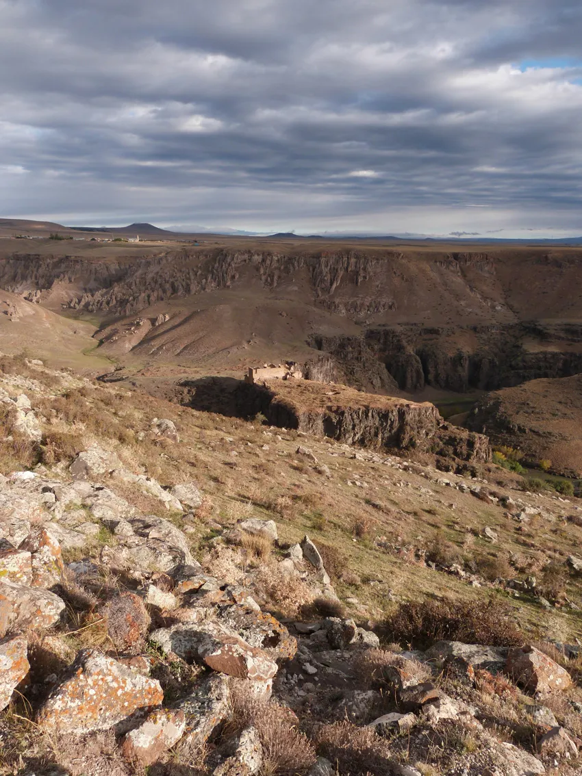 Maghasberd — a Bagratiid fortress near Ani