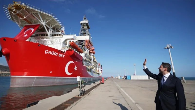 أُرسلت سفينة الحفر Çağrı Bey Bey إلى الصومال، أول محطة عمل لها