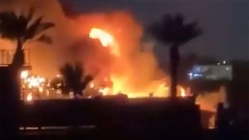 اندلع حريق في القاعدة الأمريكية التي تعرضت لهجوم في بغداد