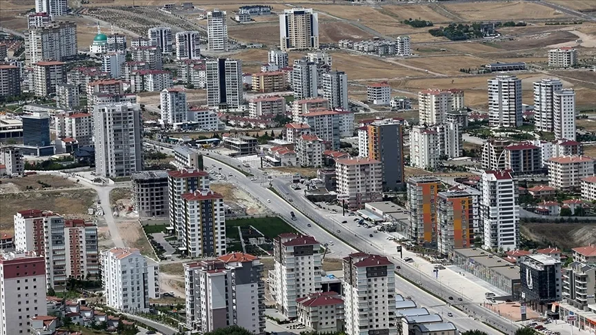 Podiel predaja nehnuteľností na úver po prvýkrát za 33 mesiacov prekročil 20 %