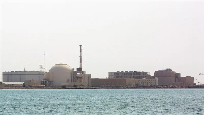 Agência de Energia Atómica do Irão: Um míssil atingiu as instalações da Central Nuclear de Bushehr durante um ataque dos EUA e de Israel