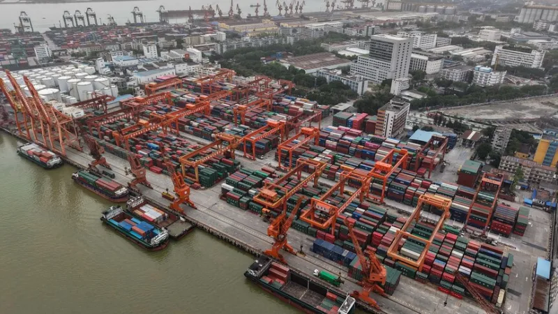 L'excédent commercial de la Chine a atteint son plus bas niveau depuis 13 mois