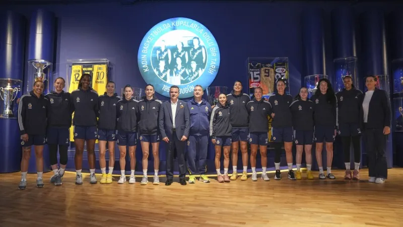 A Fenerbahçe Opet női kosárlabdacsapata harmadik bajnoki címét célozza meg az Európa-ligában