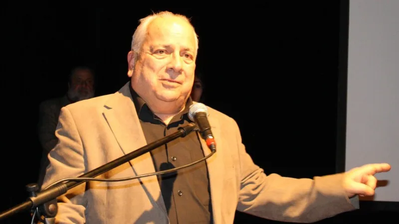 The beloved comedian of theater and film: Zeki Alasya