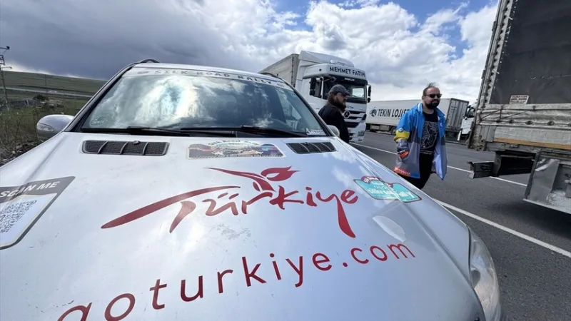 A equipa do Rali da Amizade Oriente-Ocidente e da Rota da Seda passou de Ardahan para a Geórgia