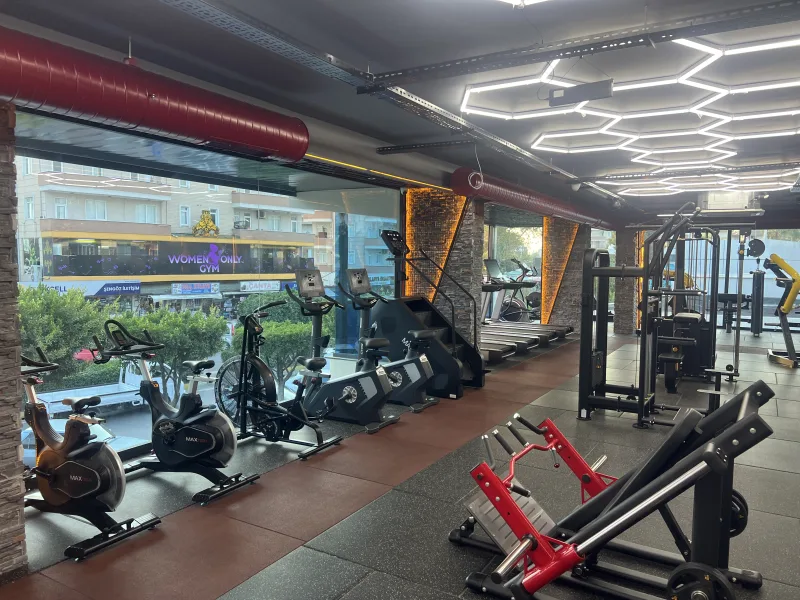 Black Bull Pro GYM — Спортзал в Аланье: Онлайн-заказ, цены и отзывы